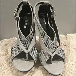 L.AM.B Gwen Stefani Gray Leather Open
Toe Criss Cross Strap Heels